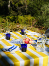 Nappe en 100% coton rayée jaune et bleue motif Le Poisson en version rectangulaire faite en France style méditerranéen